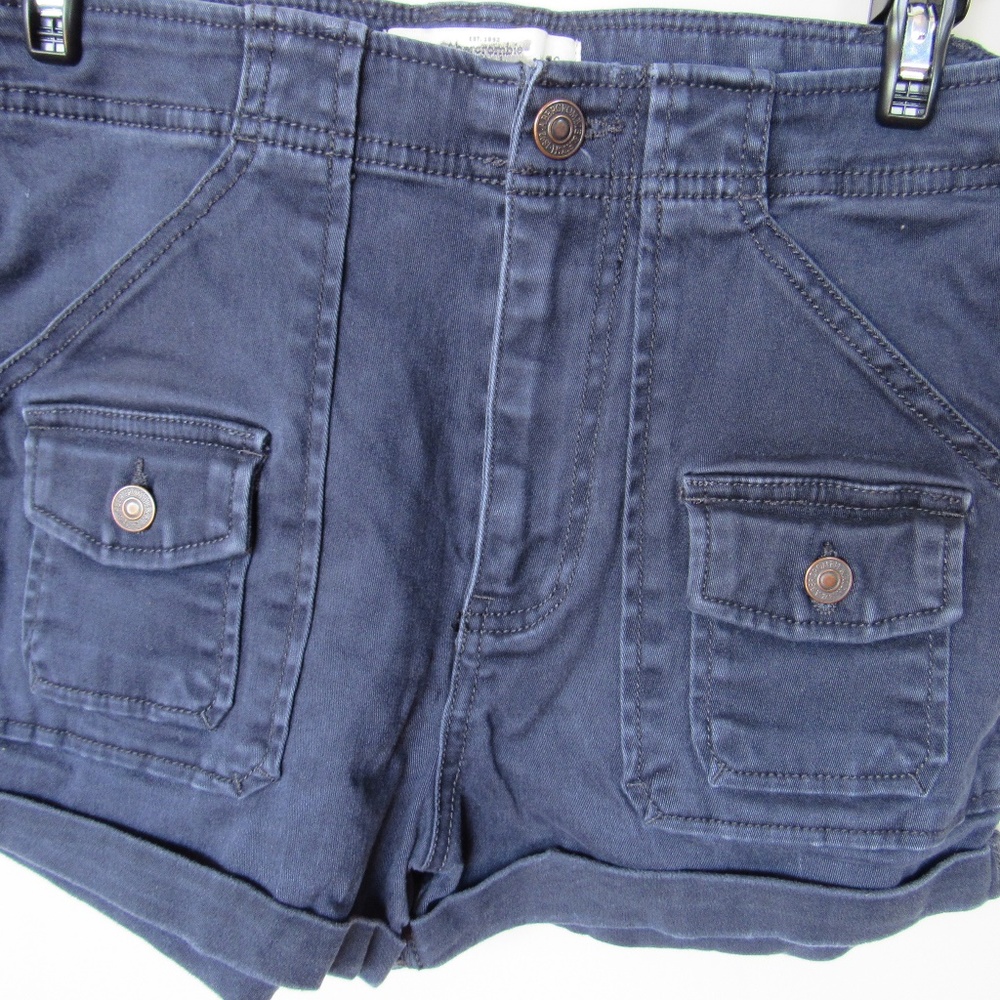 Abercrombie & Fitch Women’s Navy Rolled Up Shorts